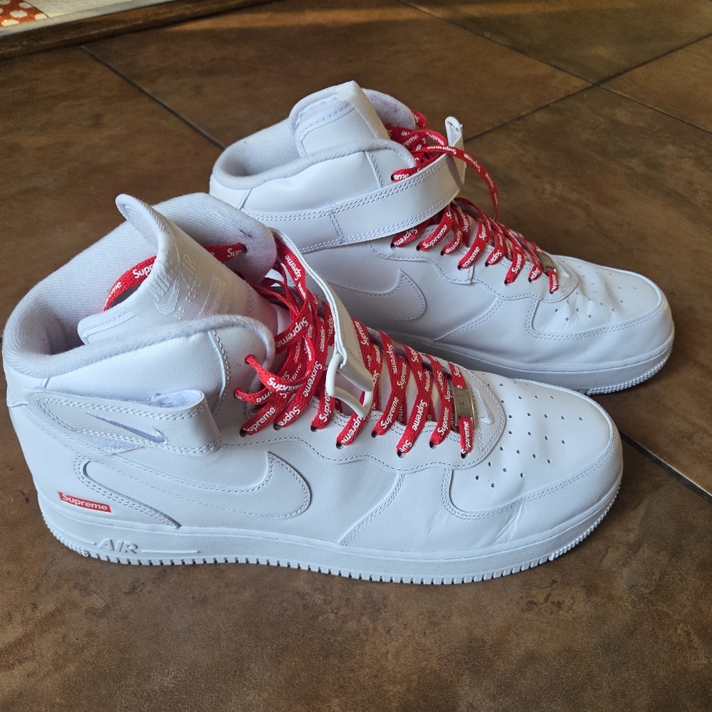 Nike White and Red High-Top Sneakers supreme size 13